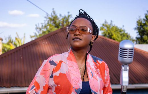 Fena Gitu