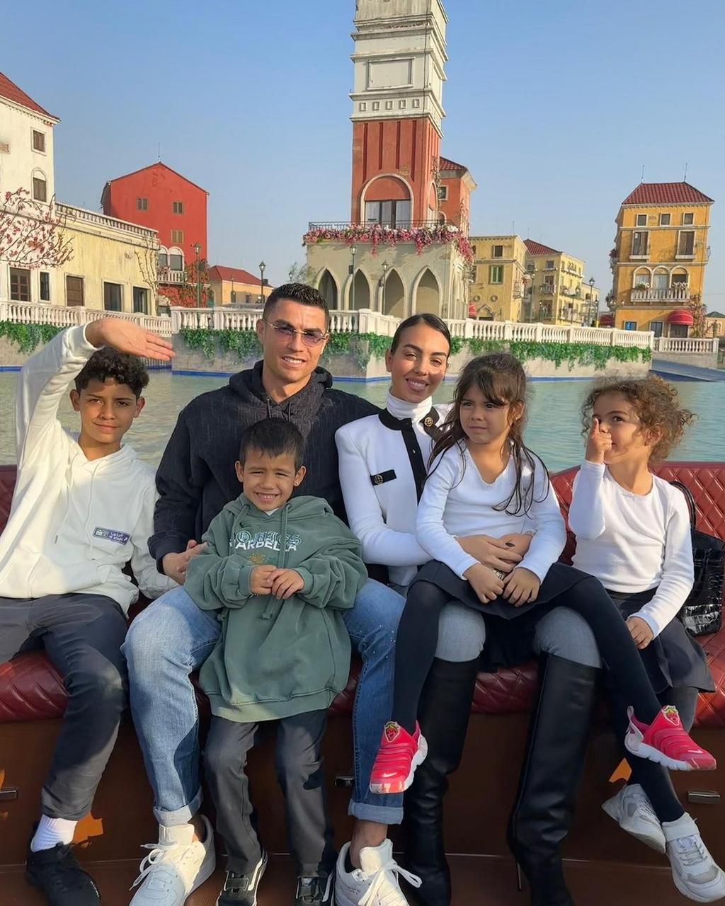 Cristiano Ronaldo and his family in Saudi Arabia