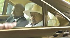 President William Ruto with Ugandan President Yoweri Museveni