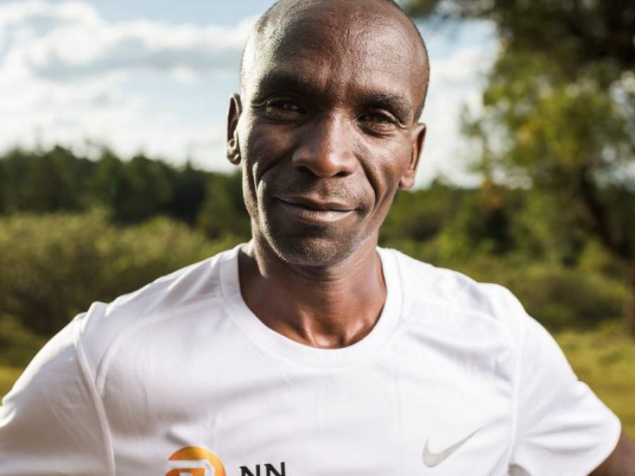 Eliud Kipchoge’s dressing on GQ magazine attracts mixed reactions from Kenyans