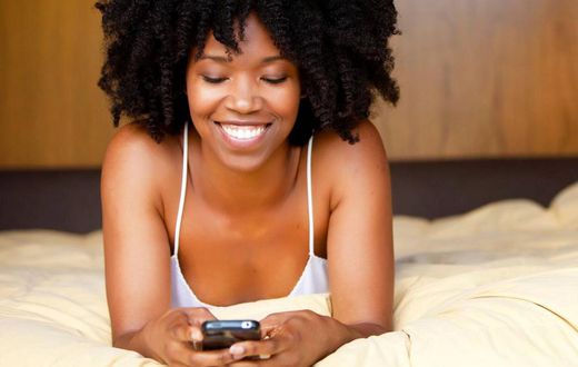 Woman texting(blackcitygirl)