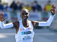 Eliud Kipchoge crosses the finish line to win the men's category in the Tokyo Marathon(POOL/AFP via Getty Images)