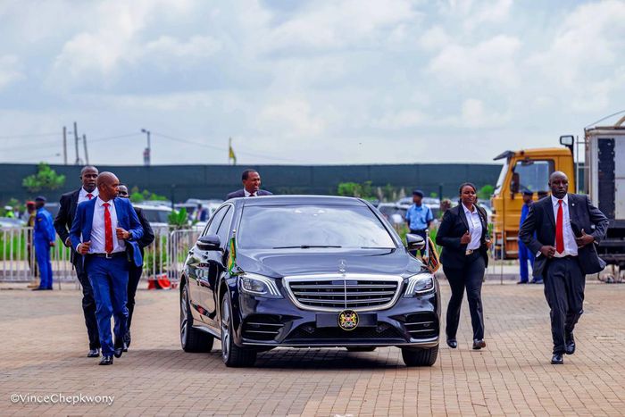 President William Ruto arriving in the Mercedes Benz S560 at Uhuru Gardens, Nairobi