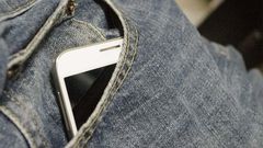 Why men shouldn't put their phones in their pocket [gadgetsloud]