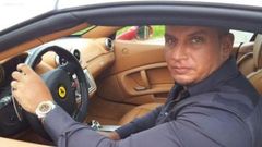 Belgian Tiktok star, Frank De Tank inside a Lamborghini