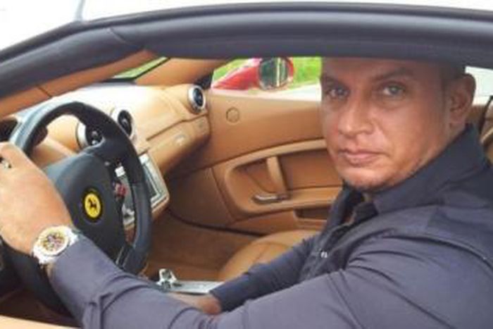 Belgian Tiktok star, Frank De Tank inside a Lamborghini