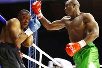 Karim Mandonga in action against Daniel Wanyonyi at the KICC