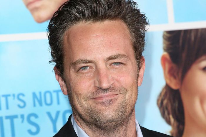 Actor Matthew Perry arrives at the premiere of Warner Bros. "The Invention of Lying" on September 21, 2009 in Los Angeles, California.Jason Merritt/Getty Images