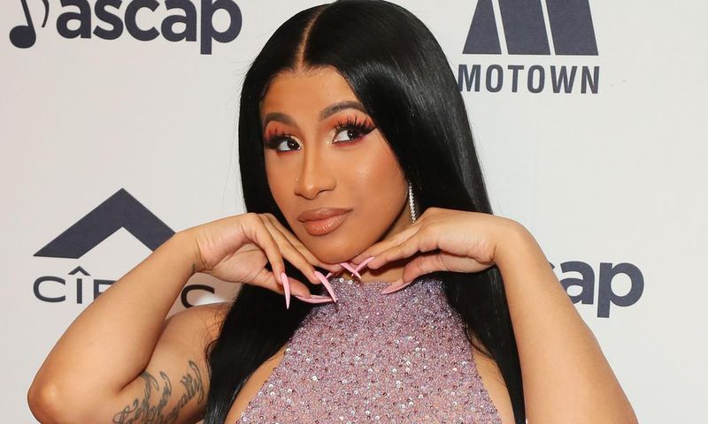 November 2020: Cardi B filed to dismiss the divorce.