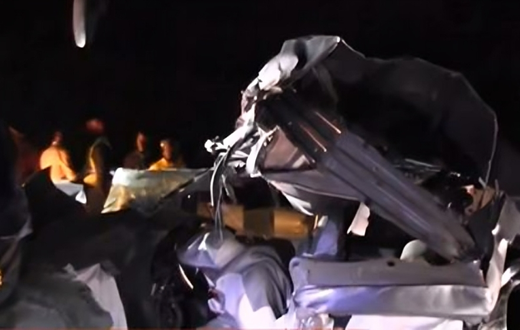 4 dead, scores injured in grisly road accident involving 3 vehicles