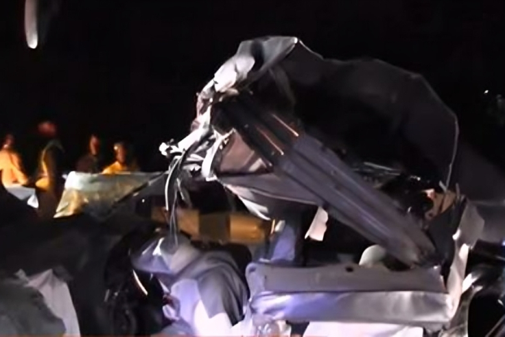4 dead, scores injured in grisly road accident involving 3 vehicles