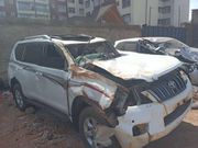 Photos of a Toyota Prado that was involved in an accident