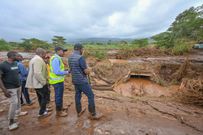Roads & Transport CS Kipchumba Murkomen and Nakuru Governor Susan Kihika visited the area to visit the affected residents.