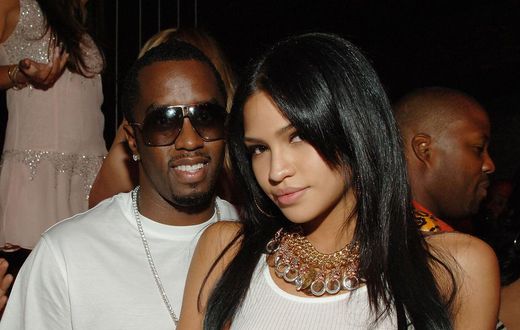 2007: Diddy and Cassie reportedly start dating.