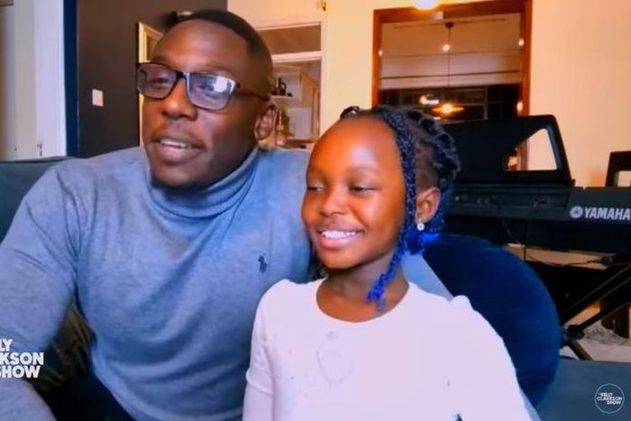7-year-old Aiko Bett Cherono and her dad shine on Kelly Clarkson Show