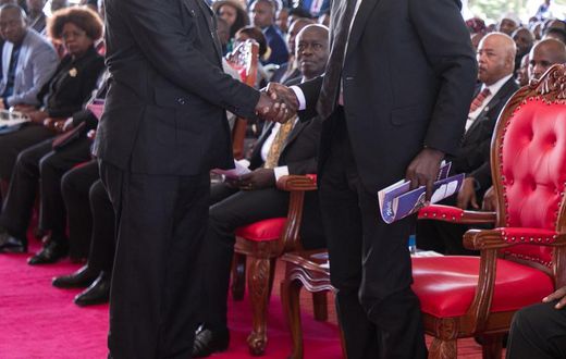 Heartwarming moment as Ruto receives Raila in first public meeting after elections