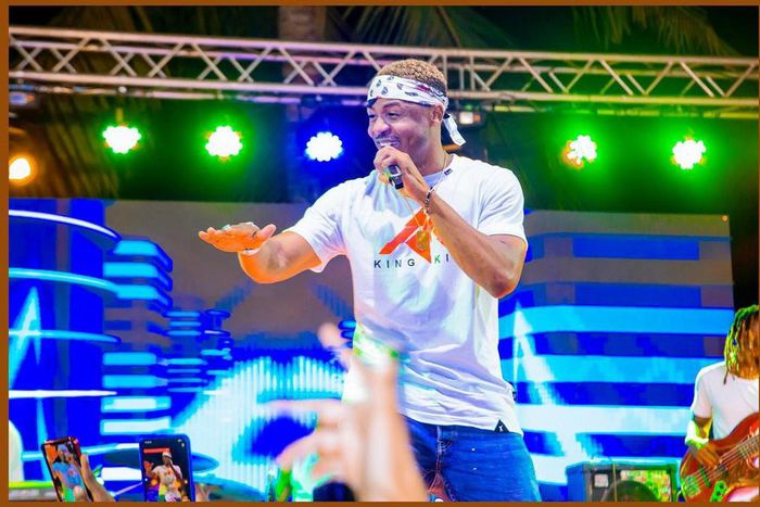 Alikiba performing at a concert