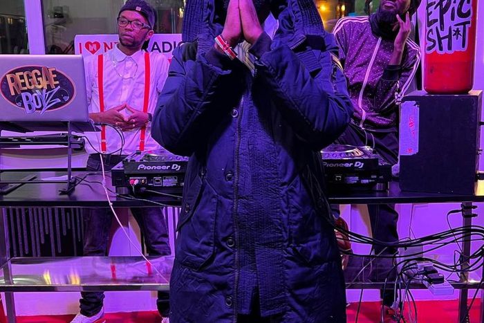 MC Fullstop on Radio