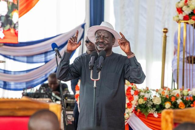 Raila Odinga addressing mourners inn Kanduyi, Bungoma county during the burial service of former MP Lawrence Sifuna