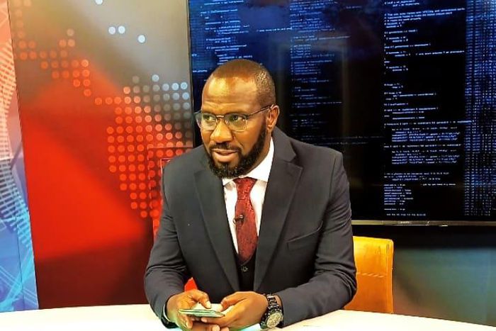 Tv presenter James Smart