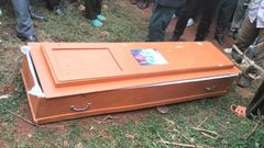 An empty coffin which was found dumped at the gate to a homestead in Kisii County on Thursday morning