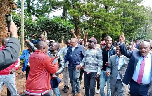 Former President Uhuru Kenyatta arrives at Jubilee party headquarters in Kileleshwa on April, 26, 2023.