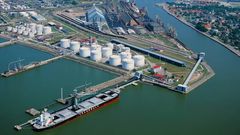 Kenya loses $200 million amidst oil dispute with Uganda