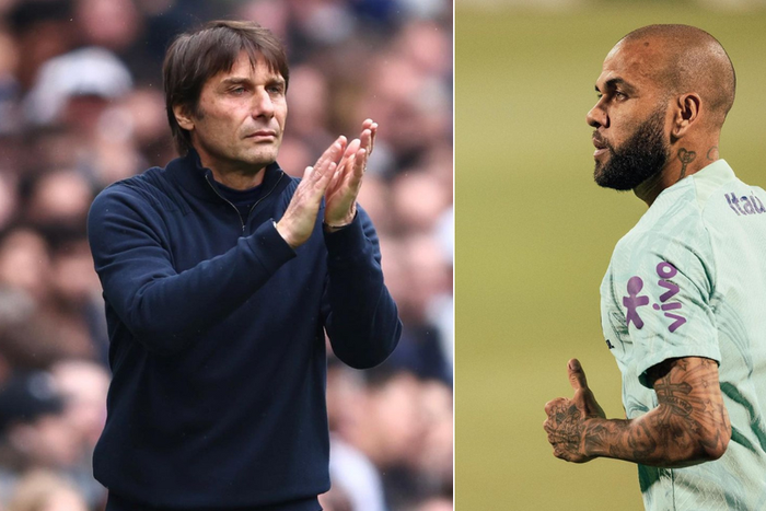 Antonio Conte (left) and Dani Alves