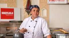 Kenyan chef breaks Guinness World Record for cooking for longest hours