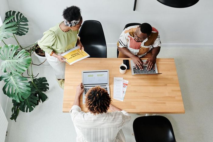 People in a discussion [Photo: Darlene Alderson]
