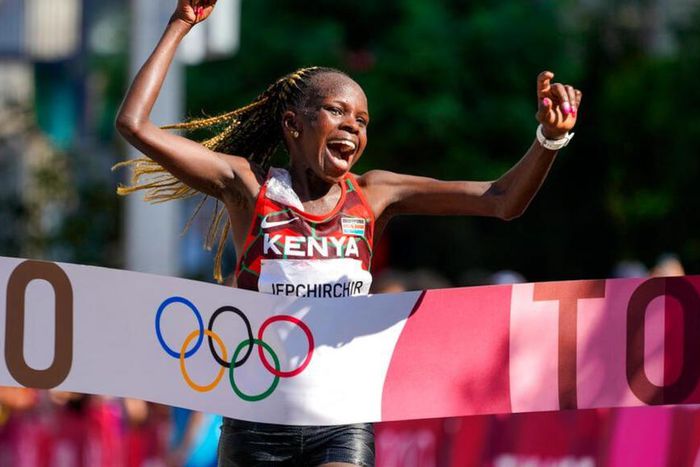 Peres Chepchirchir finishes first at the 2020 Olympics Marathon