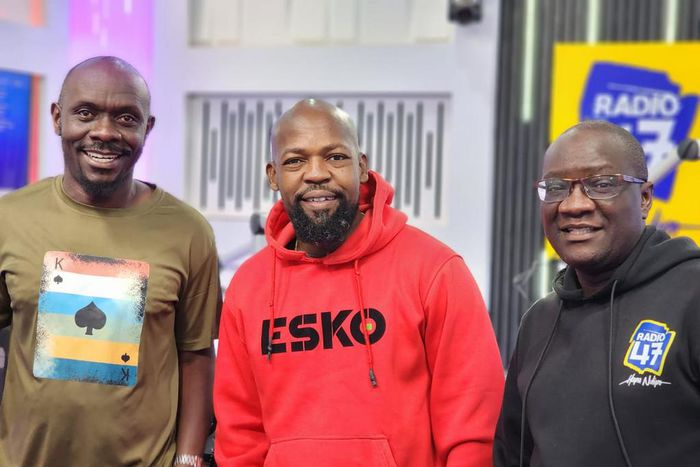 Alex Mwakideu (centre) at Radio47 on Saturday, August 19, hosted by Ali Hassan Kauleni