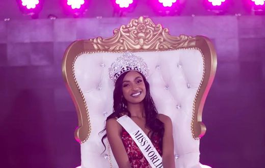 New Queen in Town...Sharon Obara.
