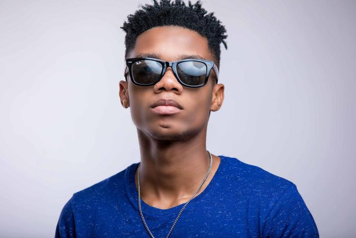 Highlife singer, Kidi