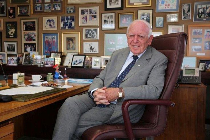 Raymond Ackerman, the founder of Pick n Pay, has passed away at the age of 92. The cause of his death has not been disclosed