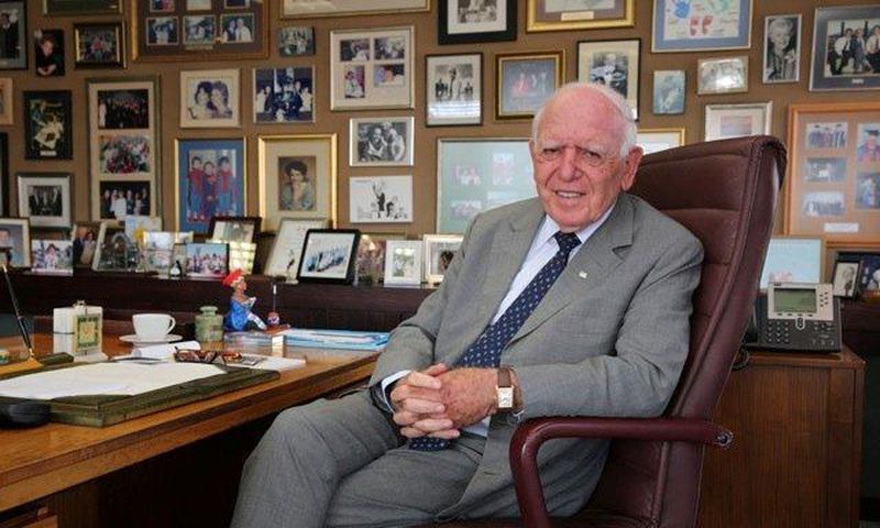 Raymond Ackerman, the founder of Pick n Pay, has passed away at the age of 92. The cause of his death has not been disclosed