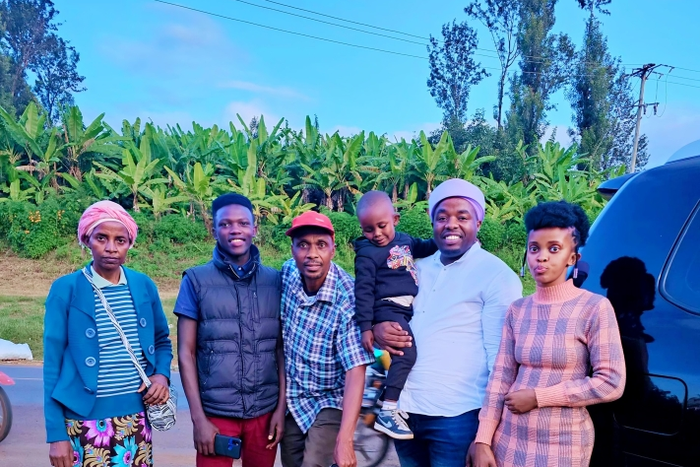 Karangu Muraya delivers bicycle to Murang'a kid, Baby Ethan