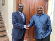 Raila Odinga with South African President Cyril Ramaphosa
