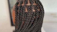 Knotless Senegalese twists by Braiding Magic