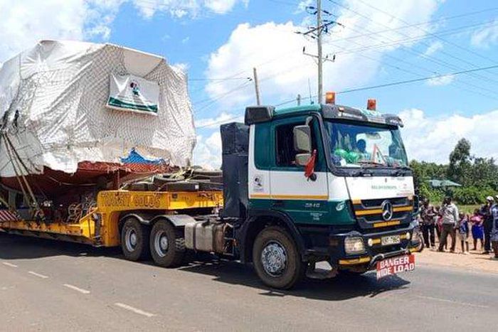 Mnyama wide load being transported to Uganda