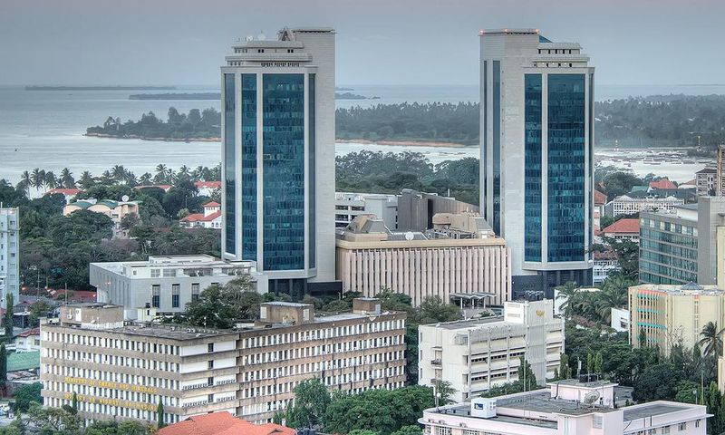 ___7800575___2018___1___4___10___1280px-Bank_of_Tanzania_before_dusk_1