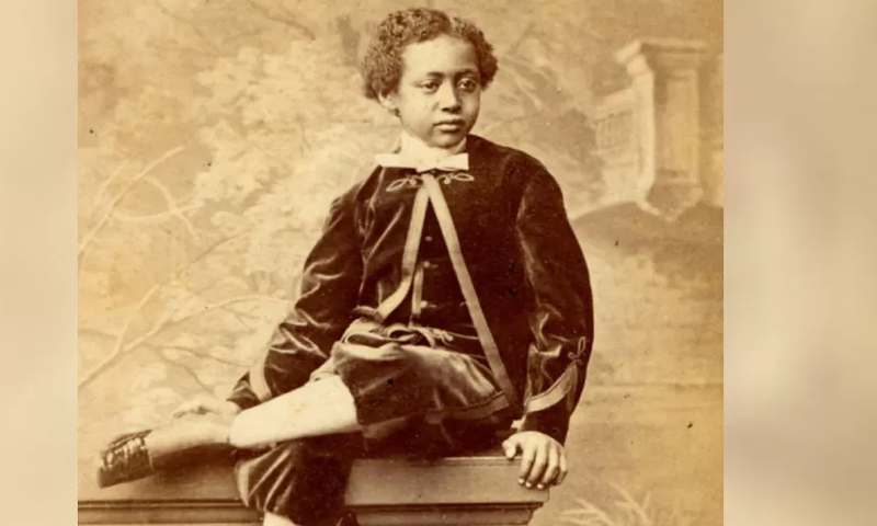 Prince Alamayu [alamy]