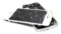 A broken phone screen - 4 best ways to protect your mobile screen from breaking