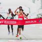 He Jie winning the Beijing Half Marathon. (Image source: Weibo)