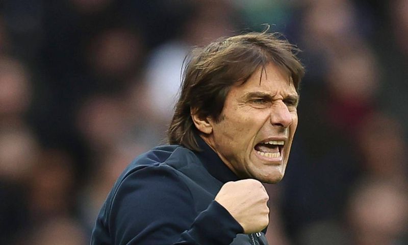 Antonio Conte of Tottenham Hotspur during the Premier League match between Tottenham Hotspur and Aston Villa at Tottenham Hotspur Stadium on January 1, 2023.