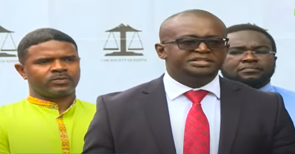 LSK President Eric Theuri speaking to the press on August 29, 2023