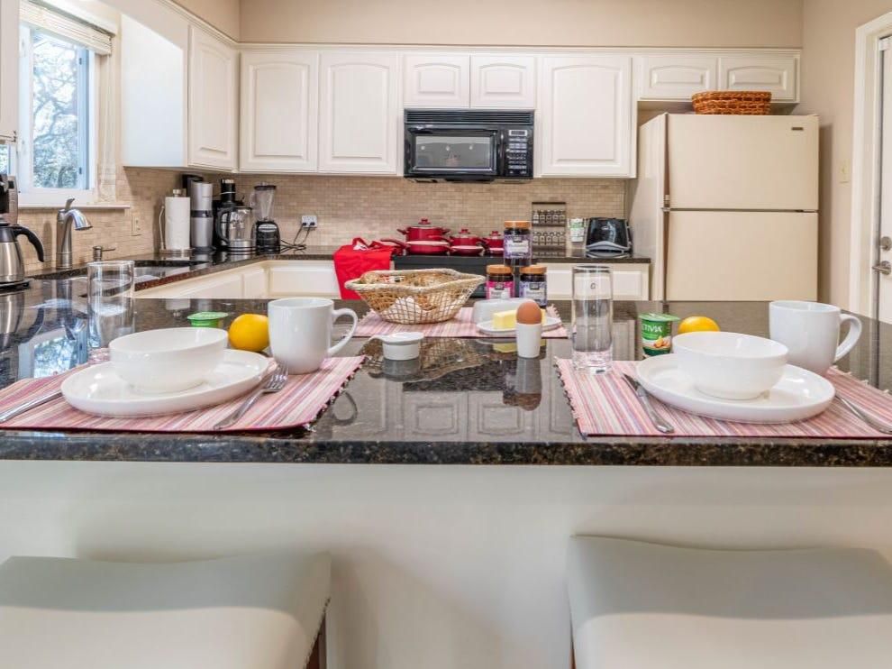 Sharing living spaces like bathrooms, kitchens, and dens with an owner or other guests isn't a big deal.