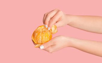 TikTok says that the secret to a long relationship is peeling oranges.Prostock-Studio