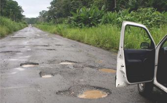 ___5538778___https:______static.pulse.com.gh___webservice___escenic___binary___5538778___2016___9___27___17___road_potholes