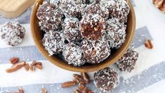 Date and nut energy balls
